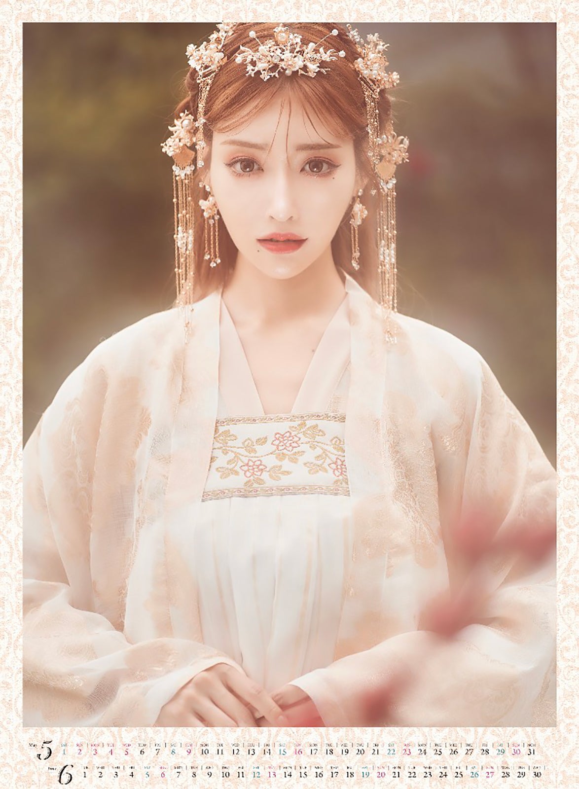 明日花キララ「KIRARA　WORLD 2021」（C）主婦の友社