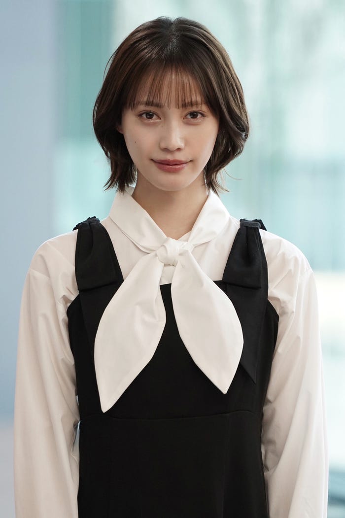 中村ゆりか(C)テレビ東京