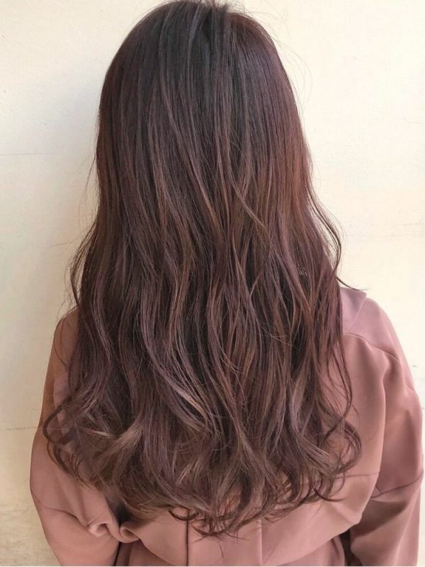 21最新 好印象なベージュのヘアカラー集 明るめ 暗めの大人可愛いをご紹介 モデルプレス