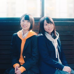 AKB48じゃんけん大会優勝コンビ多田京加&松田祐実、オール福井ロケで地元凱旋<「ひまわりのない世界」MV・アー写・ジャケ写>