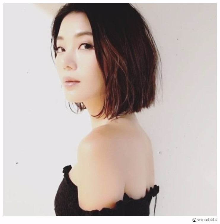 島袋聖南「小学生ぶり」ショートボブにイメチェン　大胆カットで小顔際立つ