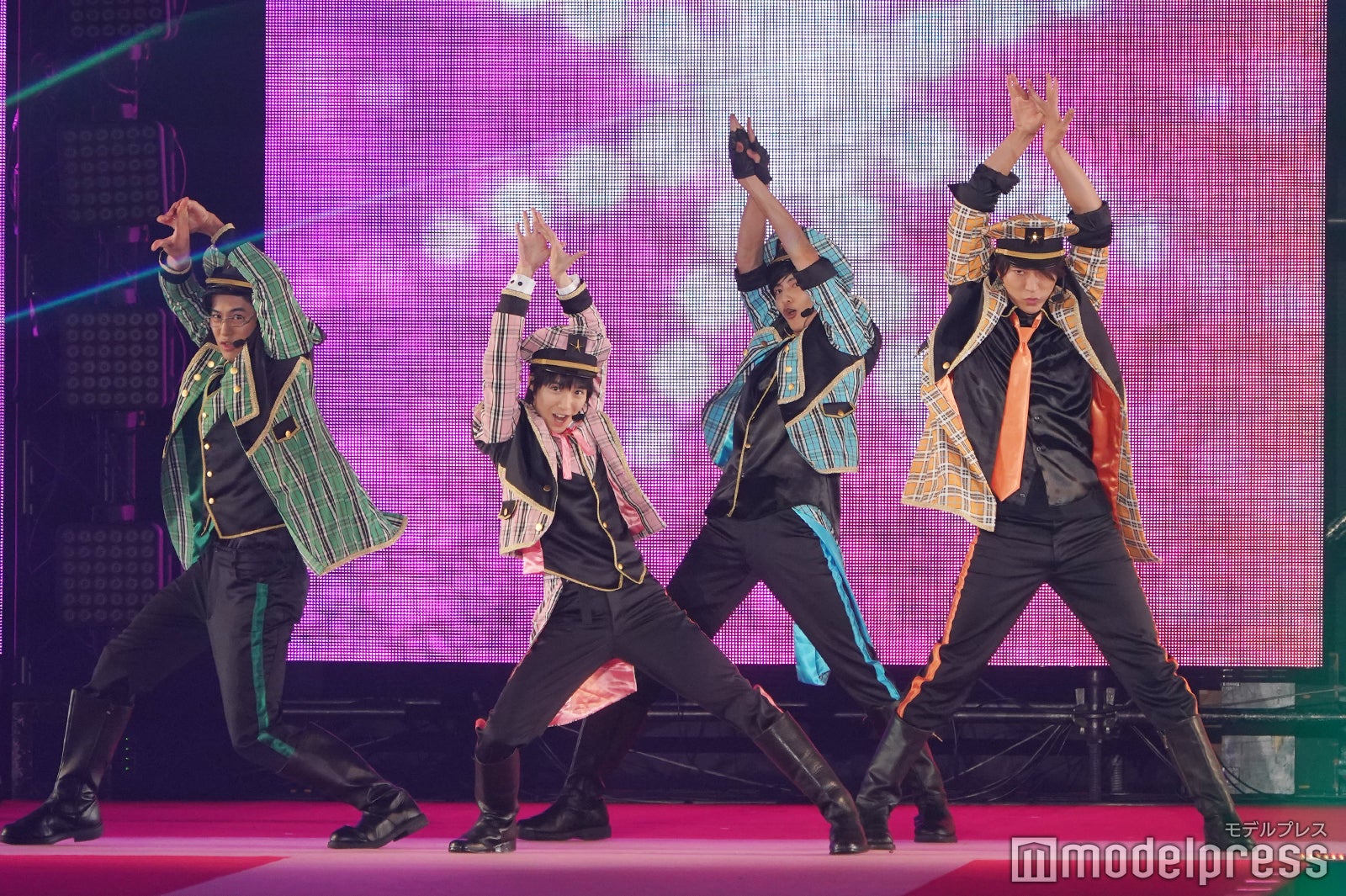 ドルメンX （C）モデルプレス