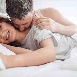 もう帰っちゃうの!? エッチ後に「彼をベッドから離さない」方法
