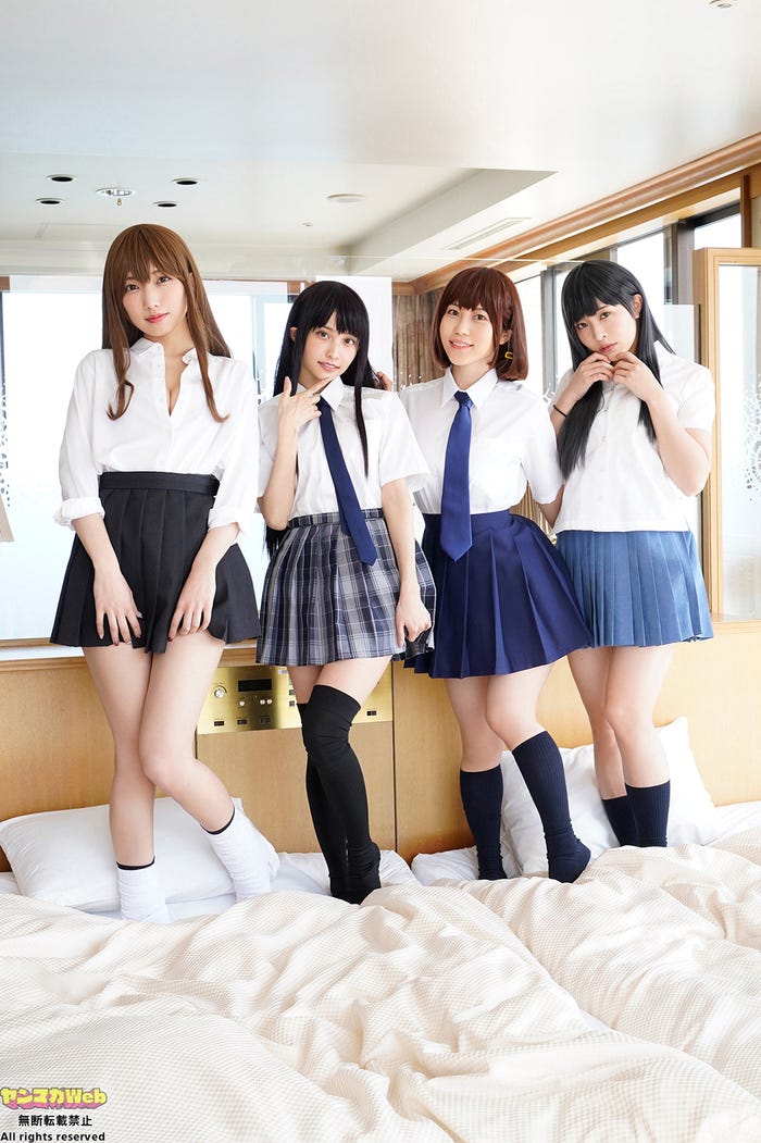 (左から時計回りに)霜月めあ、花咲れあ、伊織いお、百瀬りえ(C)佐藤佑一/ヤンマガWeb