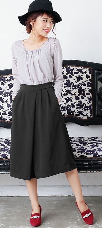 バックウエストゴム☆タック入りシンプルガウチョパンツ「神戸レタス」1990円（税込）／画像提供：神戸レタス