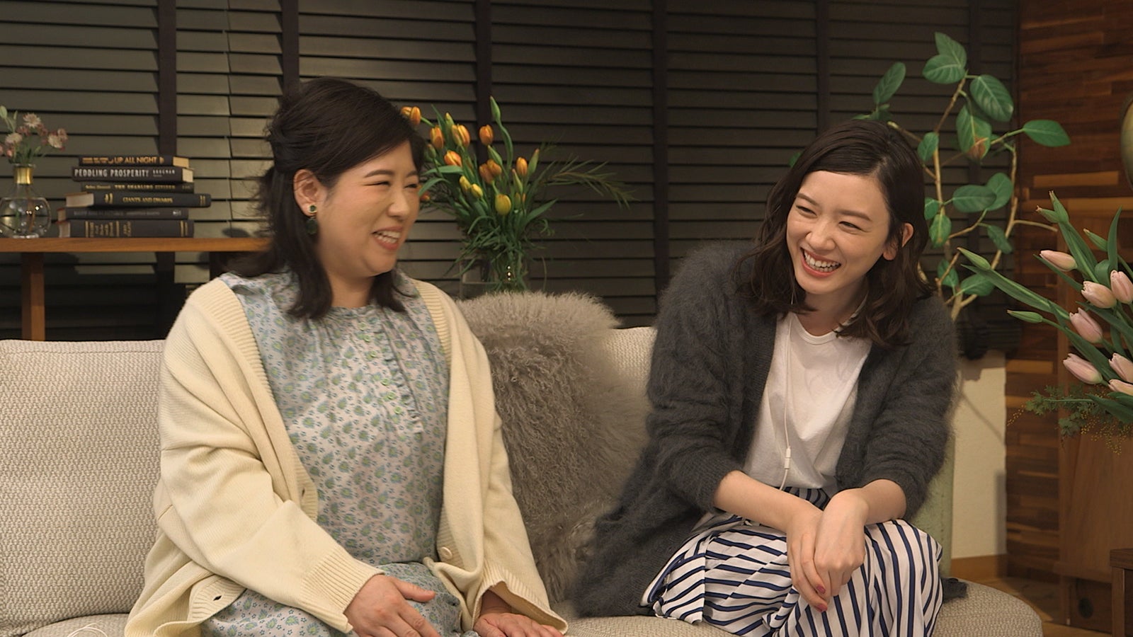 スタジオの様子／馬場園梓、永野芽郁「TERRACE HOUSE TOKYO 2019-2020」33rd WEEK（C）フジテレビ／イースト・エンタテインメント