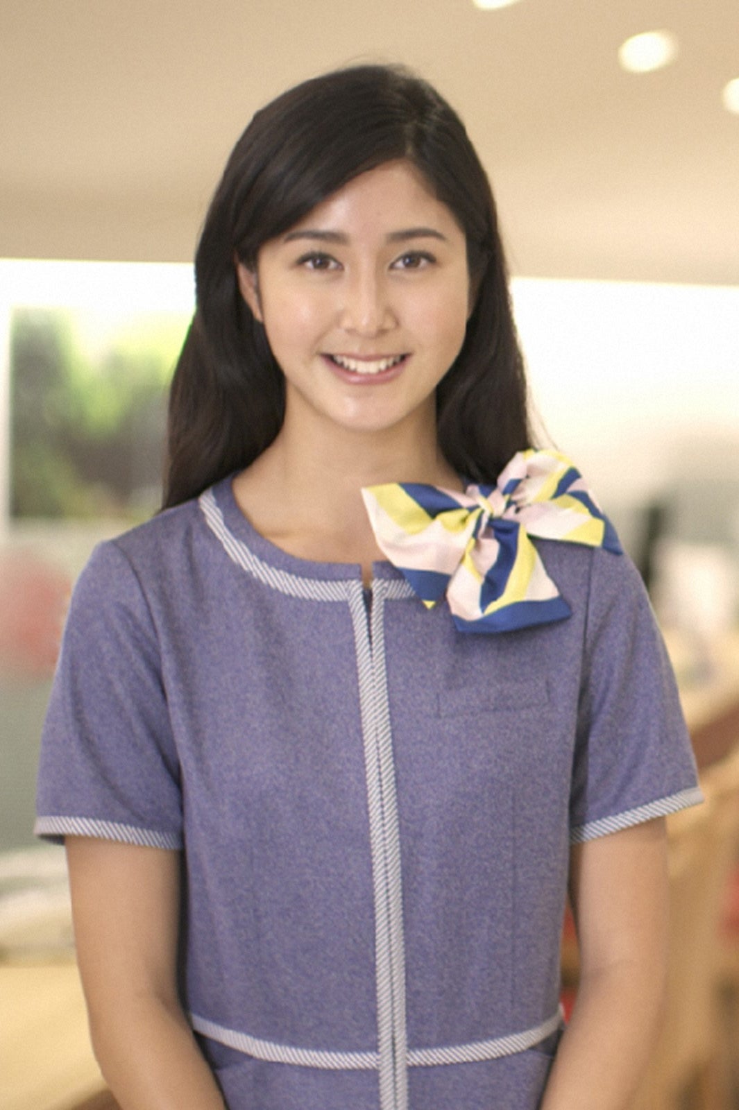 「タビフク・コンシェルジュ」を務める季葉／画像提供：TBS