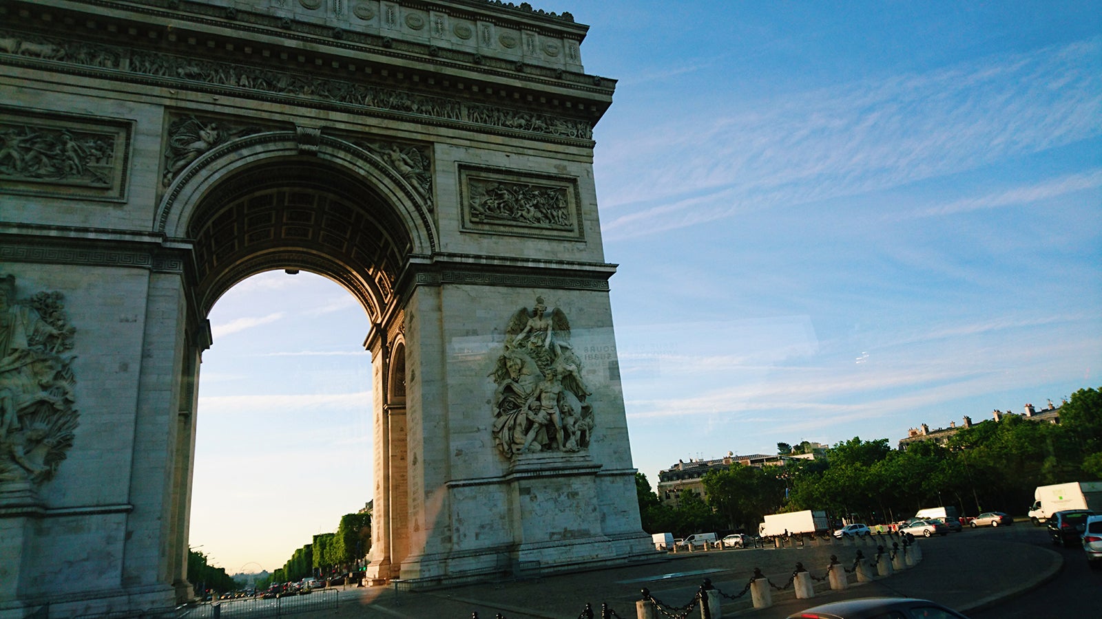 エトワール凱旋門／画像提供：所属事務所