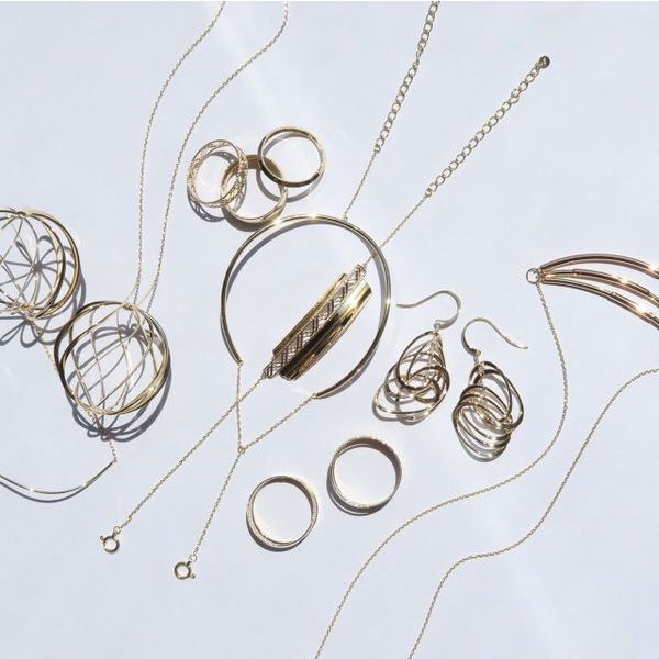 Flomy/フリージア（提供素材）