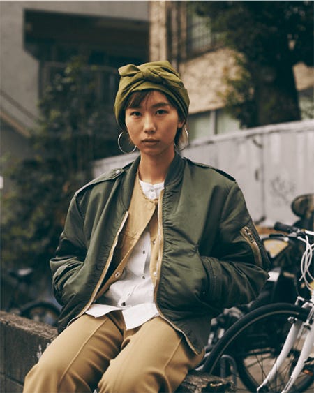 MA-1もボーイッシュ過ぎずに(C)TOPLOG