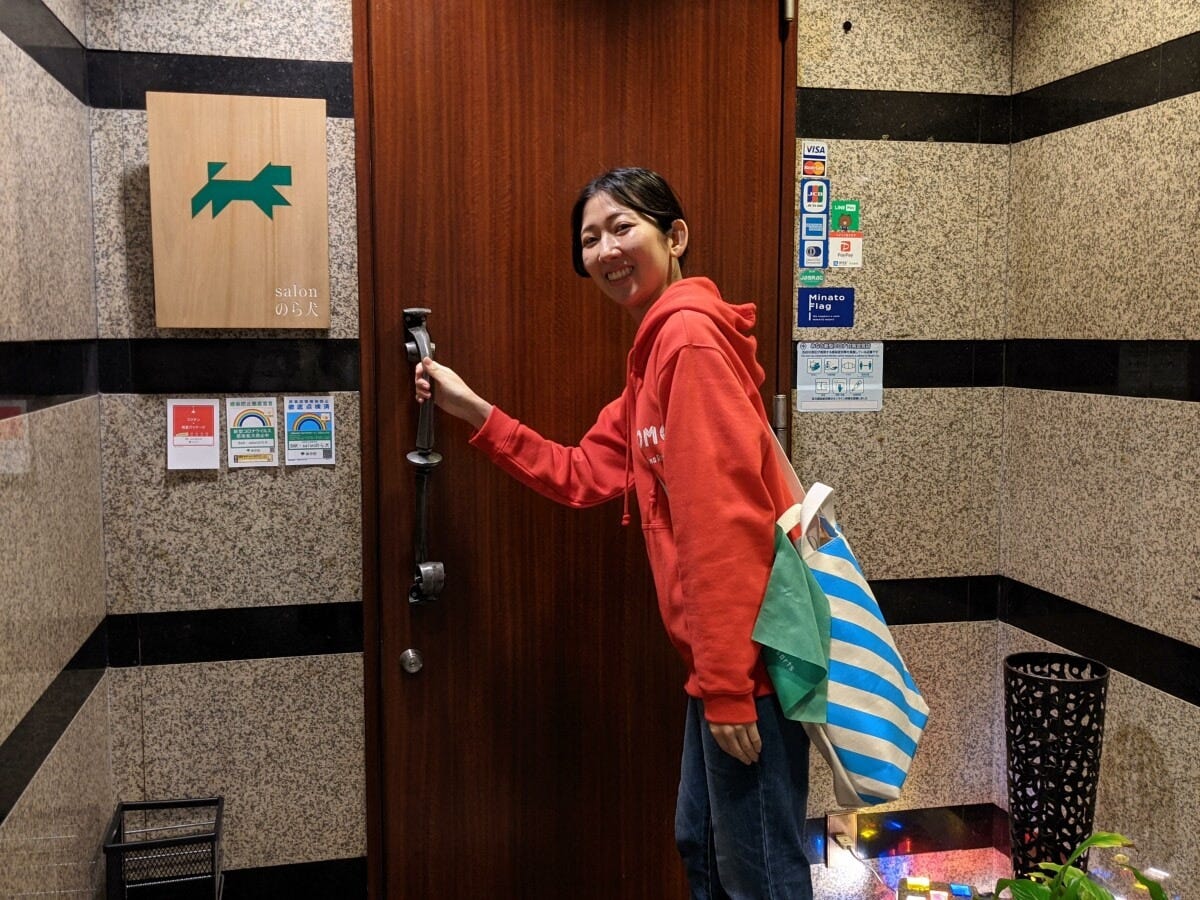 一番驚いたOMO3東京赤坂のアクティビティ「まさかの赤坂さんぽ」。雑居ビルの扉の向こうは?