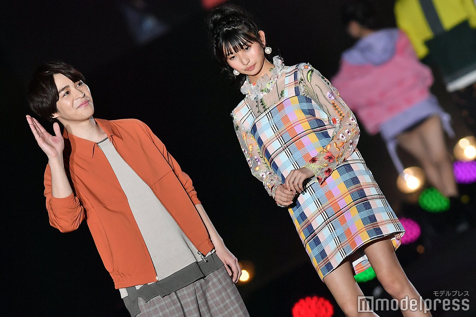 （左）西銘駿 （C）モデルプレス