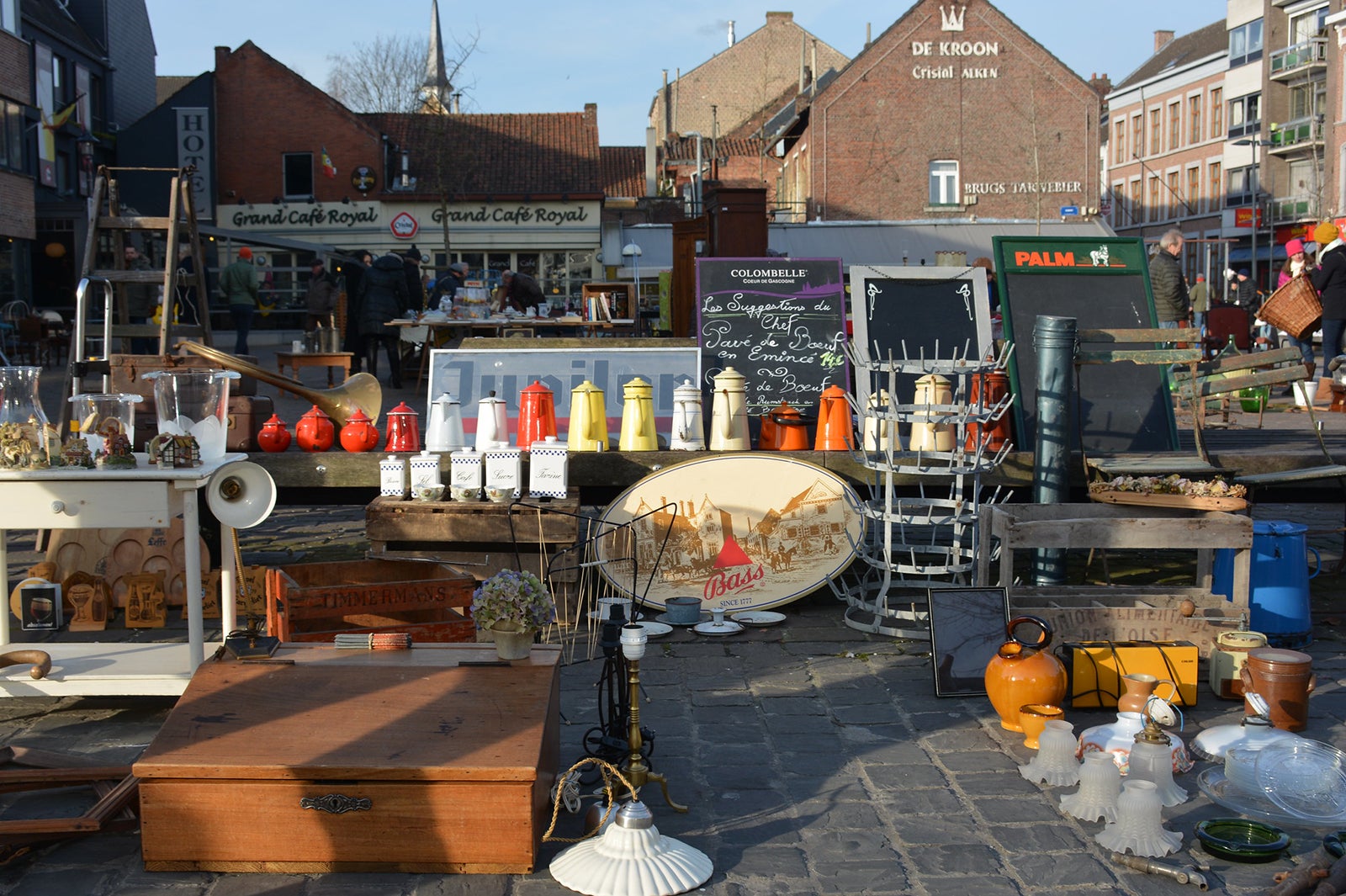 トングレンのアンティーク市(c)Jeroen Broux