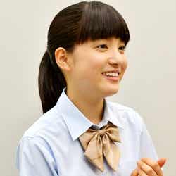 モデルプレスのインタビューに応じた川島海荷(9nine)