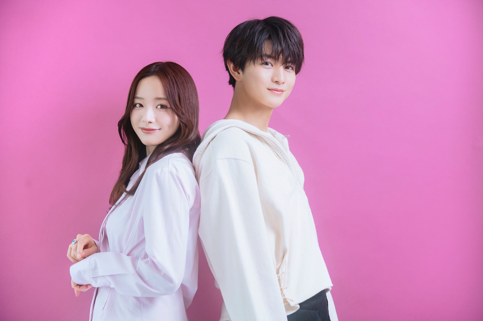 森香澄＆超特急・柏木悠、クランクイン初日にハプニング「全員がツッコミに入る」緊張の初対面から意気投合できた理由【「年下童貞くんに翻弄されてます」インタビュー後編】