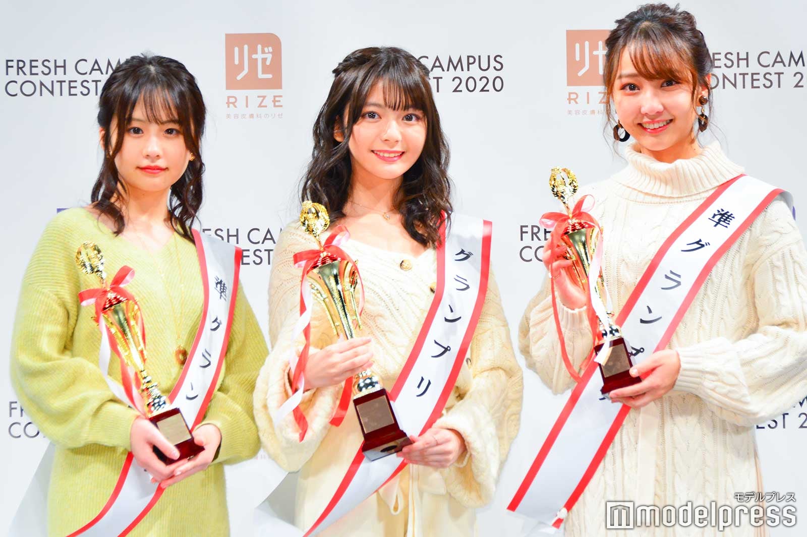 長谷川新奈さん、石川真衣さん、高岡奈々葉さん（C）モデルプレス