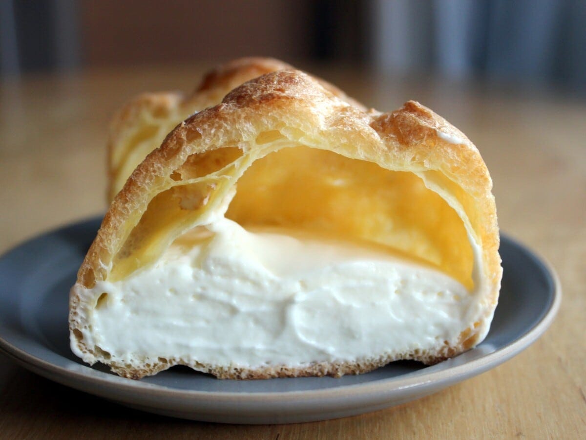 濃厚な牛乳をそのままクリームにしたような味わい