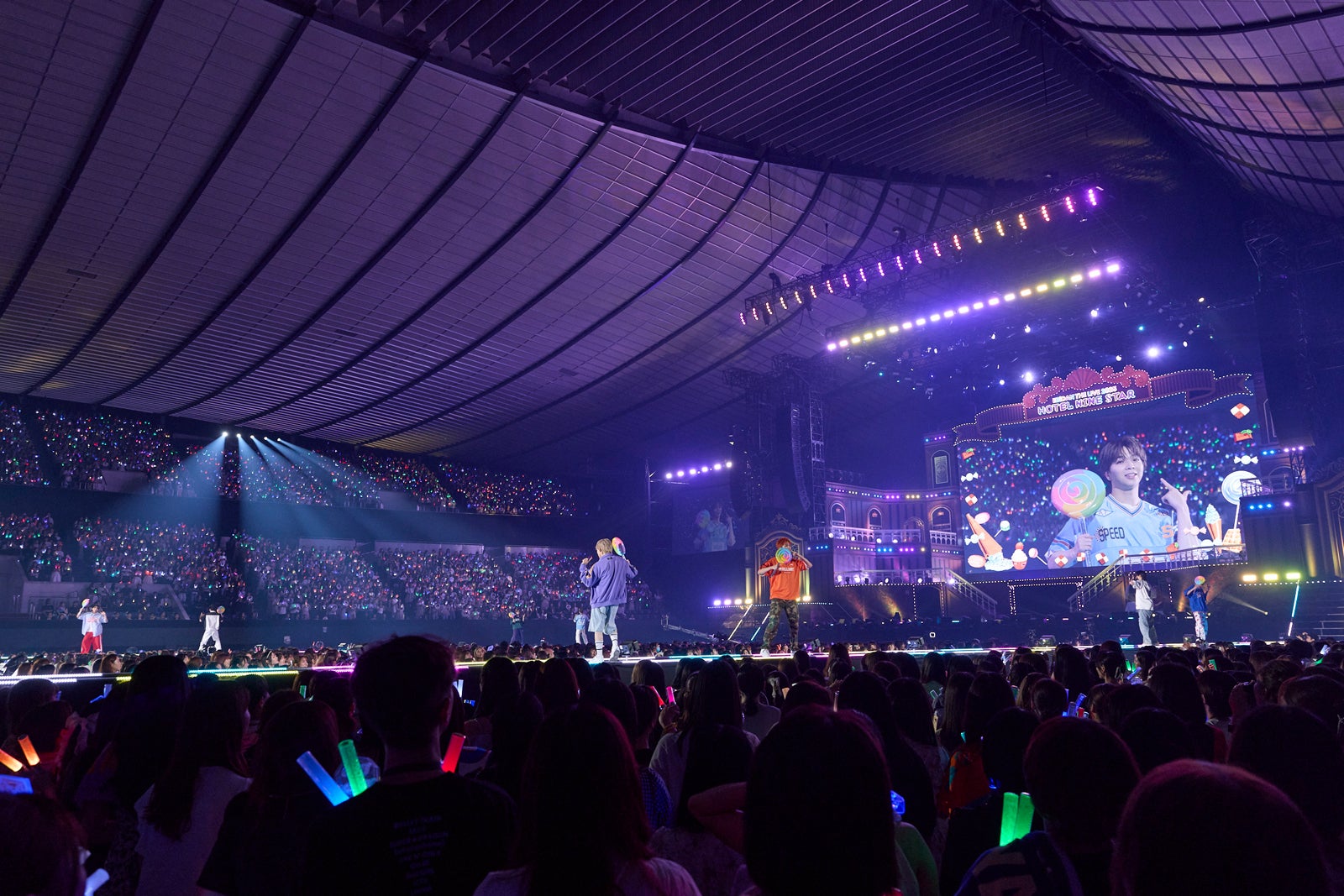 「CANDY」（撮影：ウチダアキヤ／草間智博）