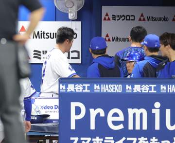 DeNA・相川監督 牧の離脱を示唆「厳しいと思います」負傷箇所は右ハムストリング 25日に検査予定も「牧がああいう形になるっていうのは」