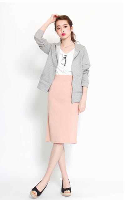 選べるひざ丈orミディ丈美尻タイトスカート「salus」1,290円(税込)