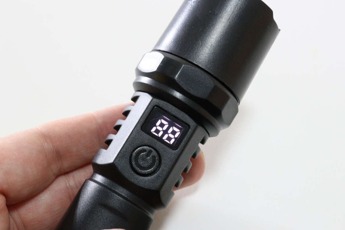 ダイソーのRECHARGEABLE