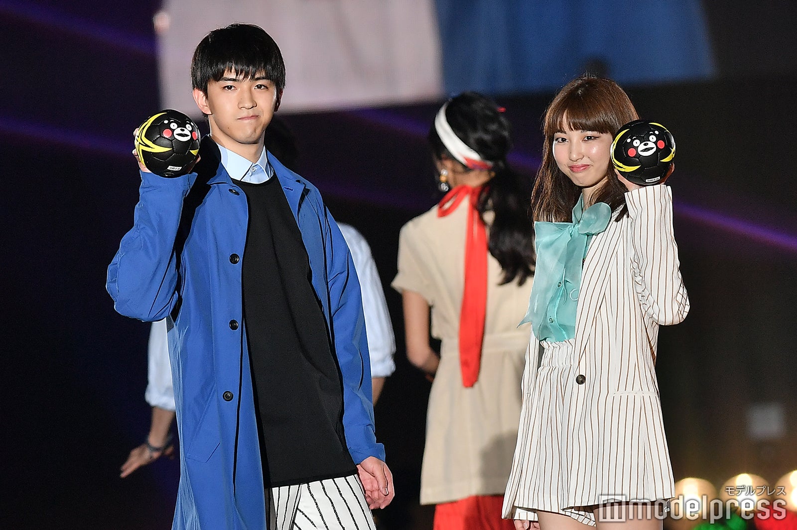 （左）甲斐翔真 （C）モデルプレス