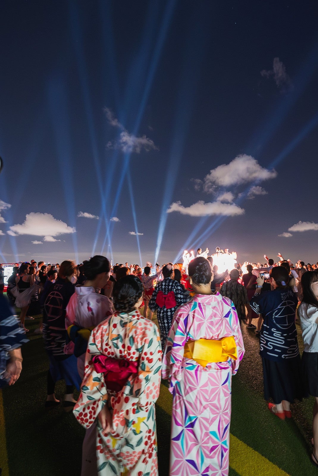 渋谷スカイで「天空の夏祭り」ルーフトップ盆踊りや幻想的な提灯装飾でここならではの夏を体感