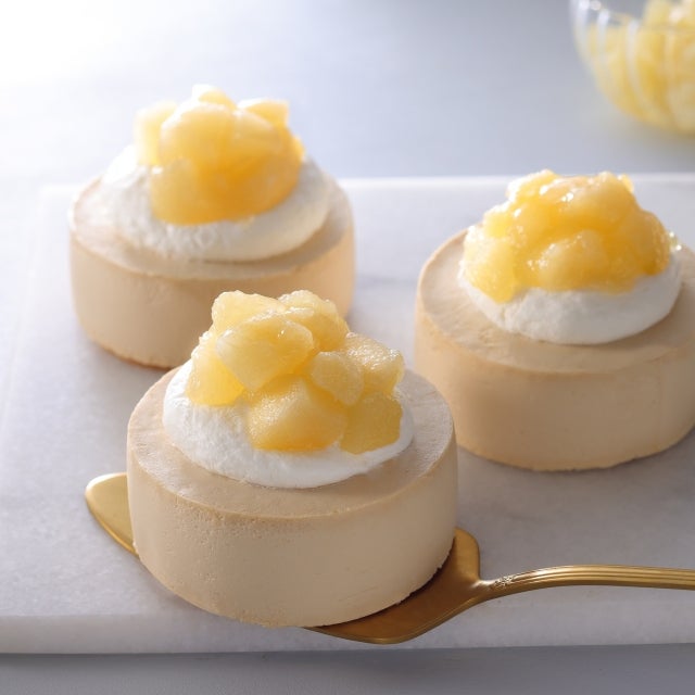 スタバ、秋フード一挙紹介 ミルクティーのパンナコッタやパンプキンスコーンなど