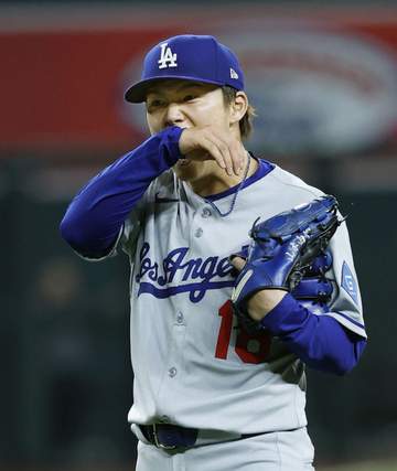 山本由伸がまさかの初回3失点 味方の失策絡み、ディバース、イ・ジョンフに適時打許す 1イニング3失点は今季初