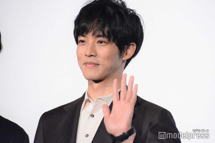 松坂桃李(C)モデルプレス