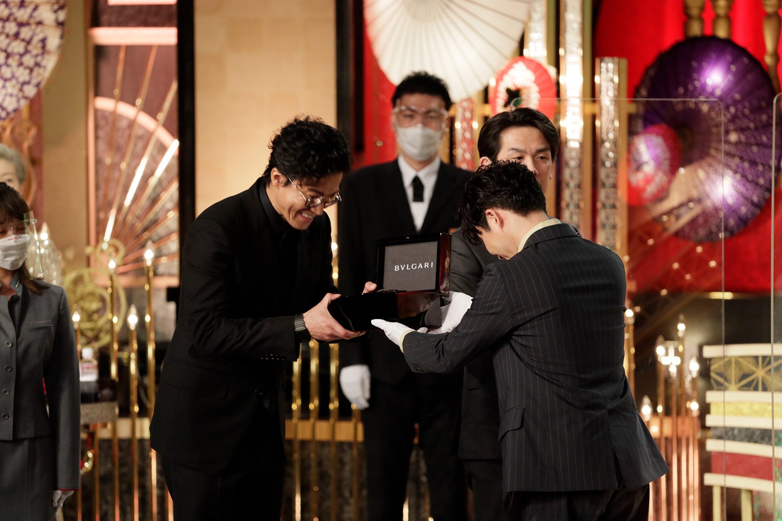 小栗旬、星野源（C）日本アカデミー賞協会