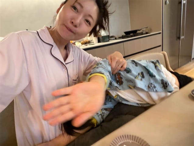 あいのり・桃、家族全員で"大寝坊"「まさかの8時半！」息子たち「なんで起こしてくれなかったのーー」