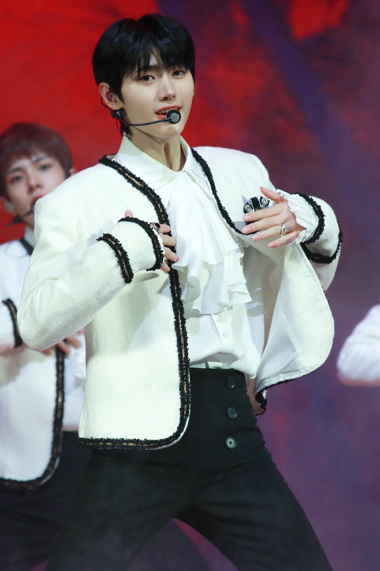 SUNGHOON（C）BELIFT LAB