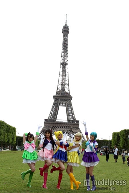 ももいろクローバーZ