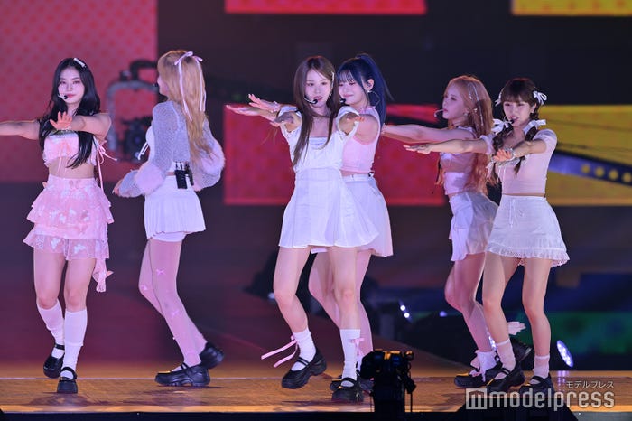 STAYC(C)モデルプレス