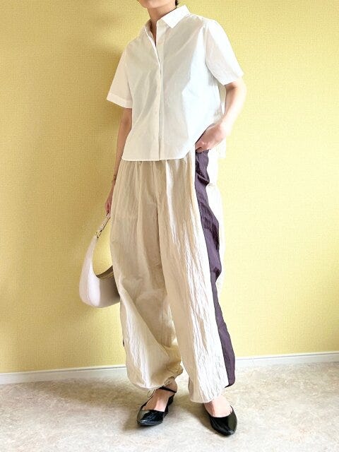style②ナイロンパンツで大人のスポーツミックス