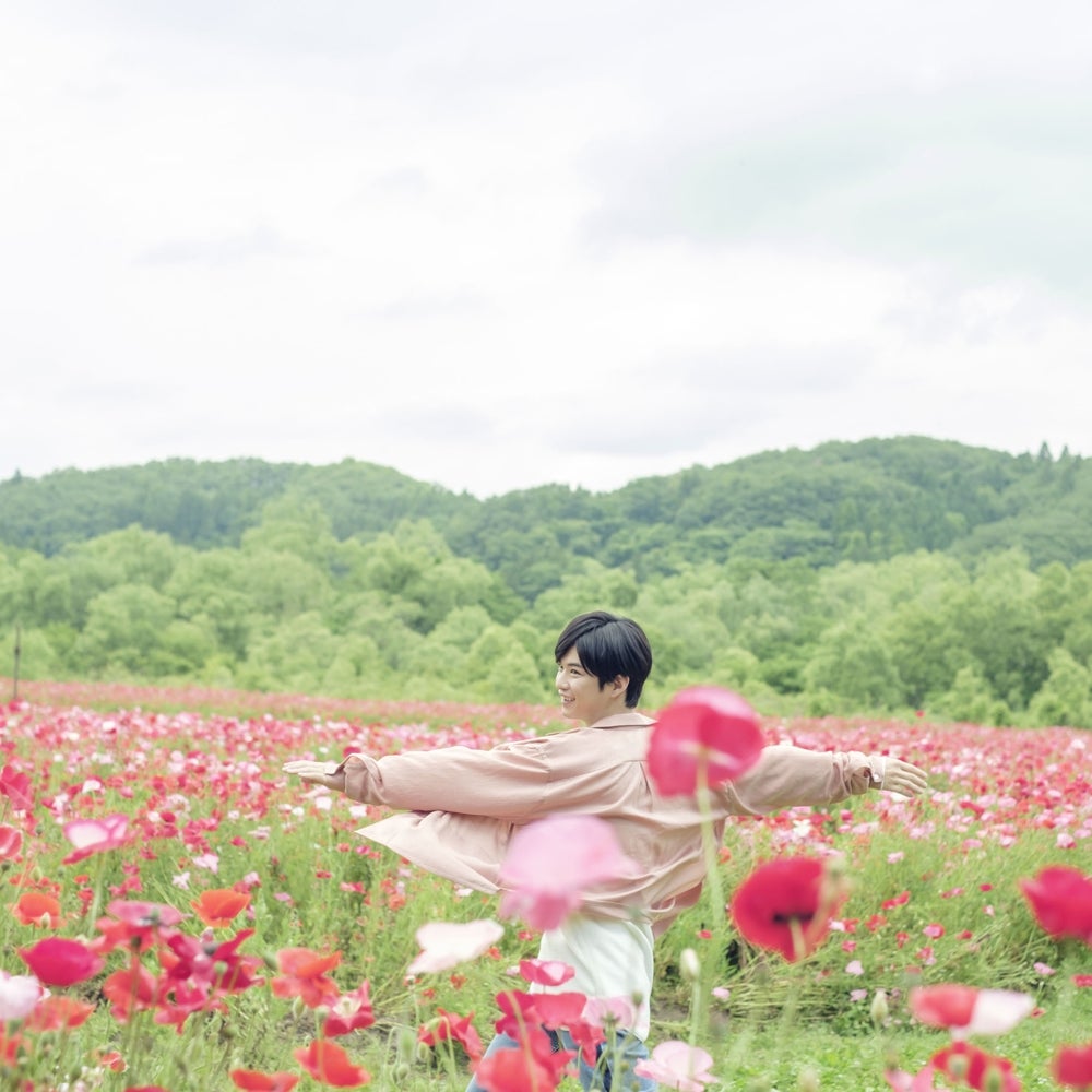 千葉雄大写真集『横顔』ワニブックス刊（撮影：今城純）