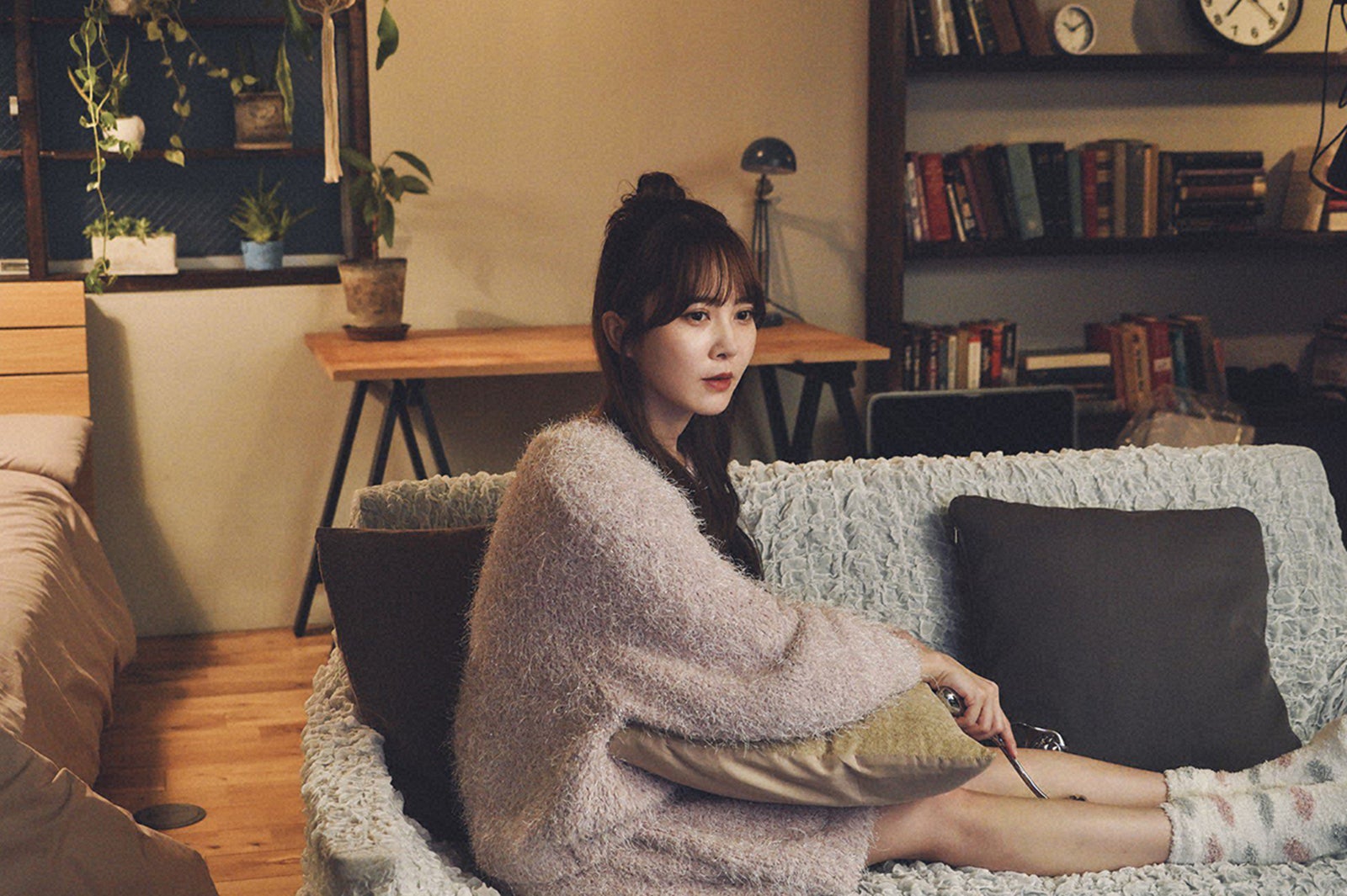 加藤史帆「僕のあざとい元カノ from あざとくて何が悪いの？」第1話（C）テレビ朝日