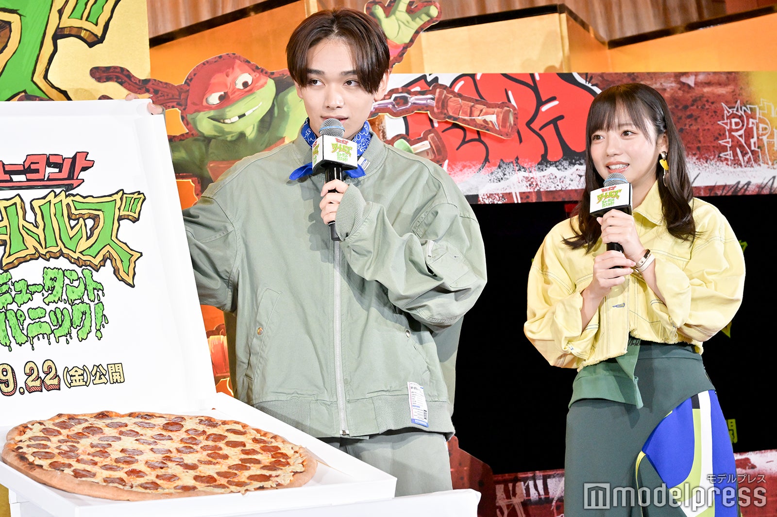 宮世琉弥、齊藤京子（C）モデルプレス