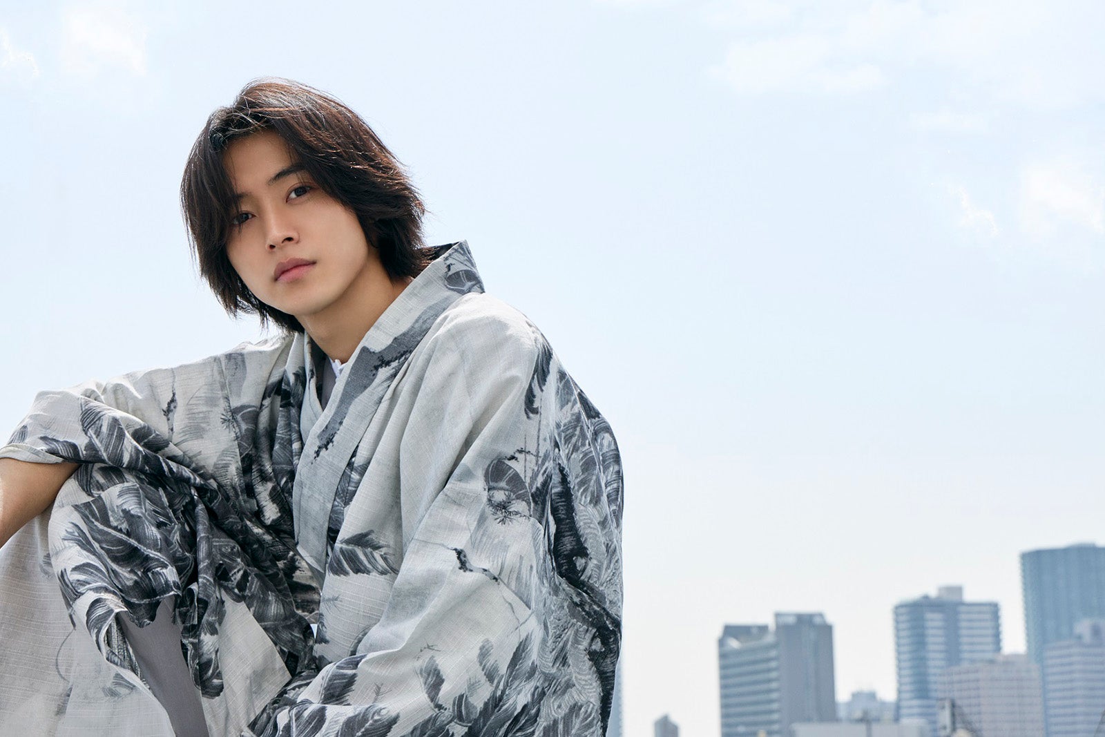 山崎賢人、スタッフも見惚れてしまう“浴衣姿”披露　好きな温泉スポットも明かす