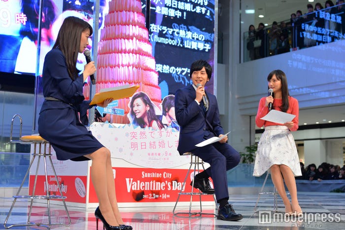 早口言葉に挑戦 (C)モデルプレス