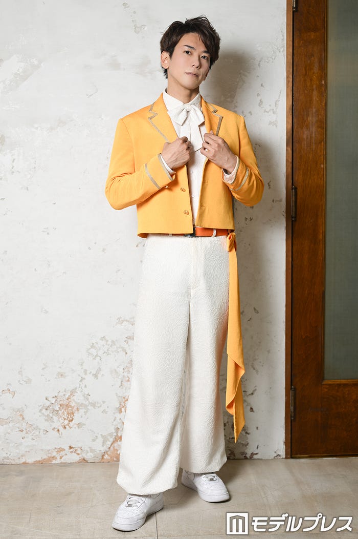 じん(C)モデルプレス