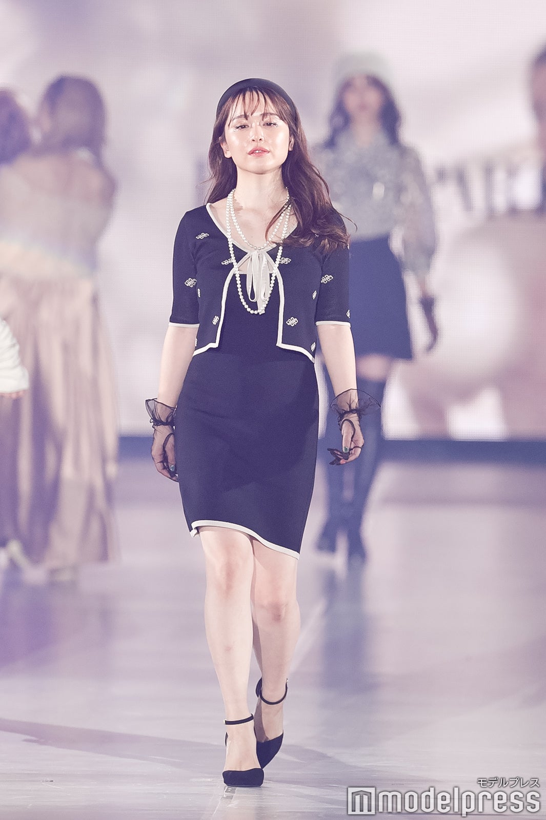 （C）モデルプレス