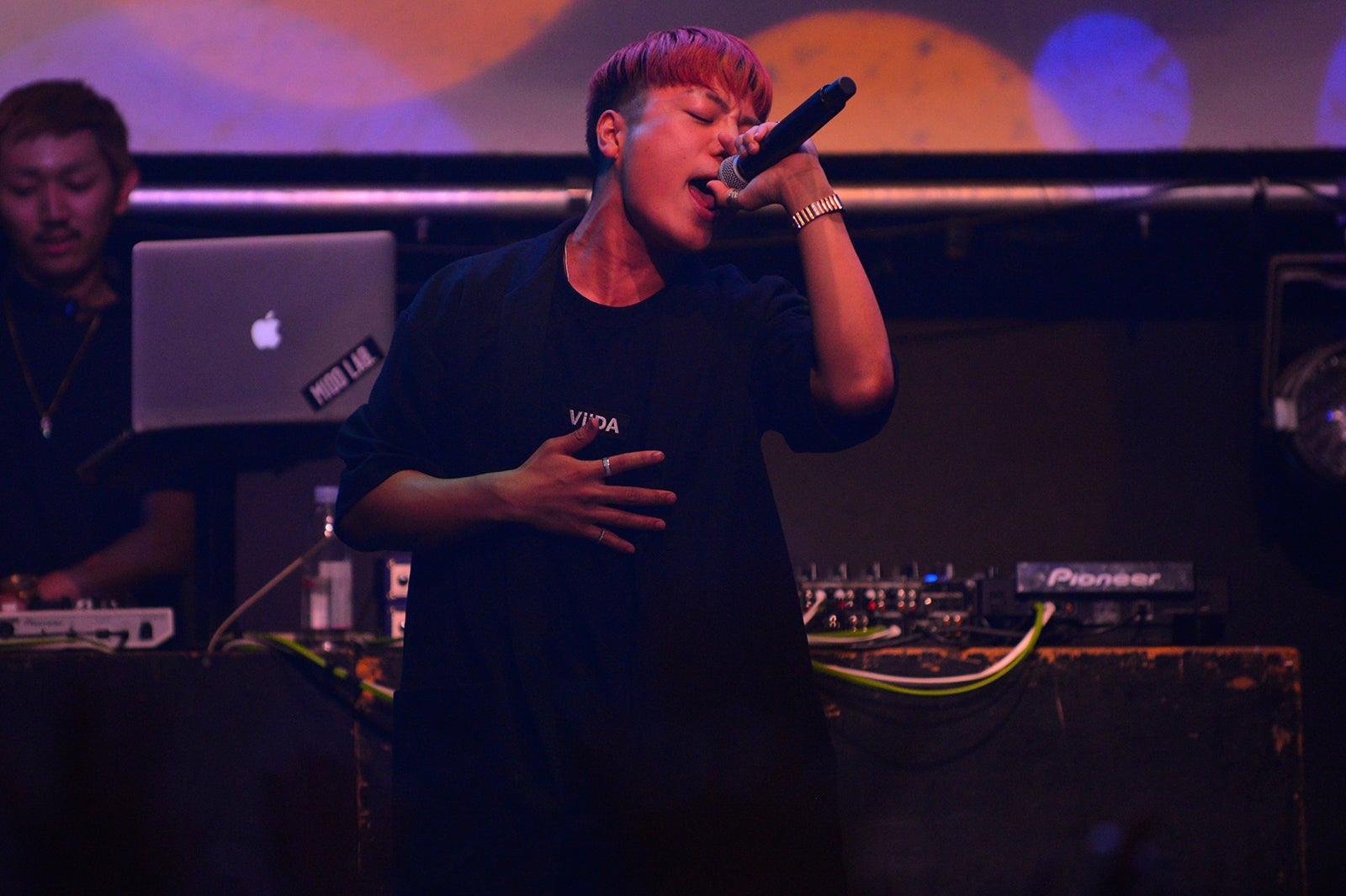 ENISHTEIN（画像提供：Tokyo Street Collection　撮影協力：千株式会社）