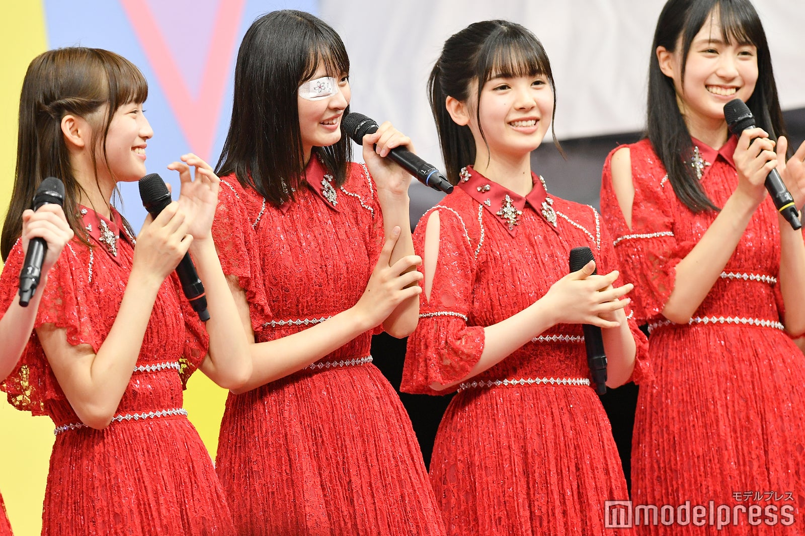 乃木坂46“新センター”4期生遠藤さくら、右目負傷で「TIF2019」初登場