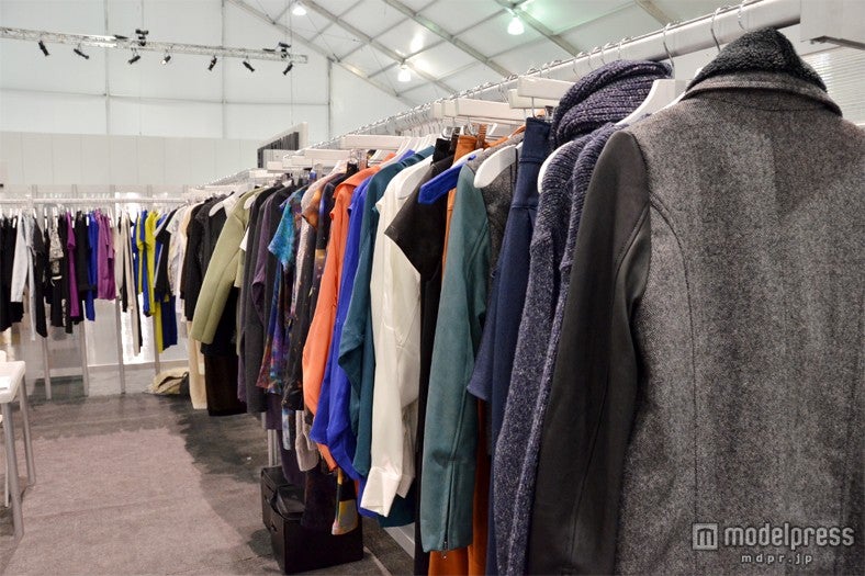 「FUNKTIONAL」の新作（「MAGIC」2013S／Sにて）