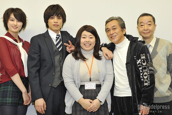 【左から】高月彩良、山本裕典、渡辺直美、寺島進、綾田俊樹