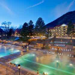 世界最大の天然温泉プールも!アメリカコロラド州で入れる温泉9選