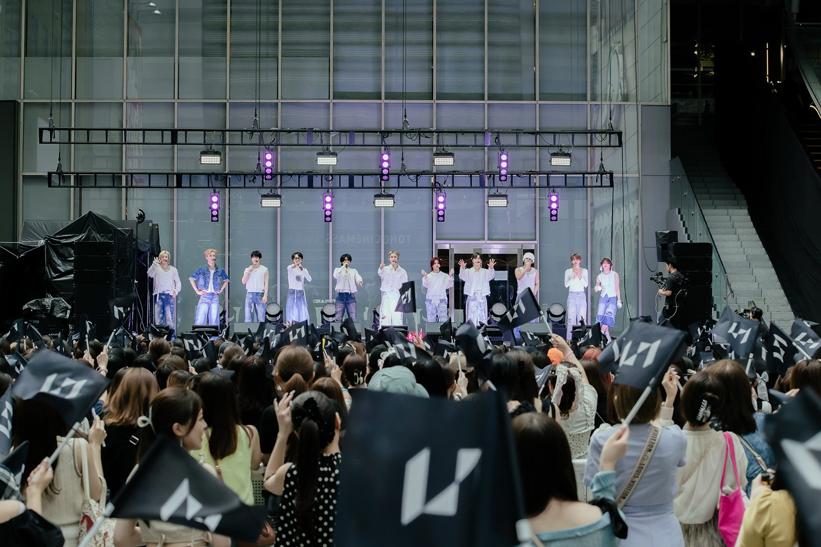 INI「INI 3RD ALBUM“THE ORIGIN”発売記念シークレットライブ」（C）LAPONE ENTERTAINMENT