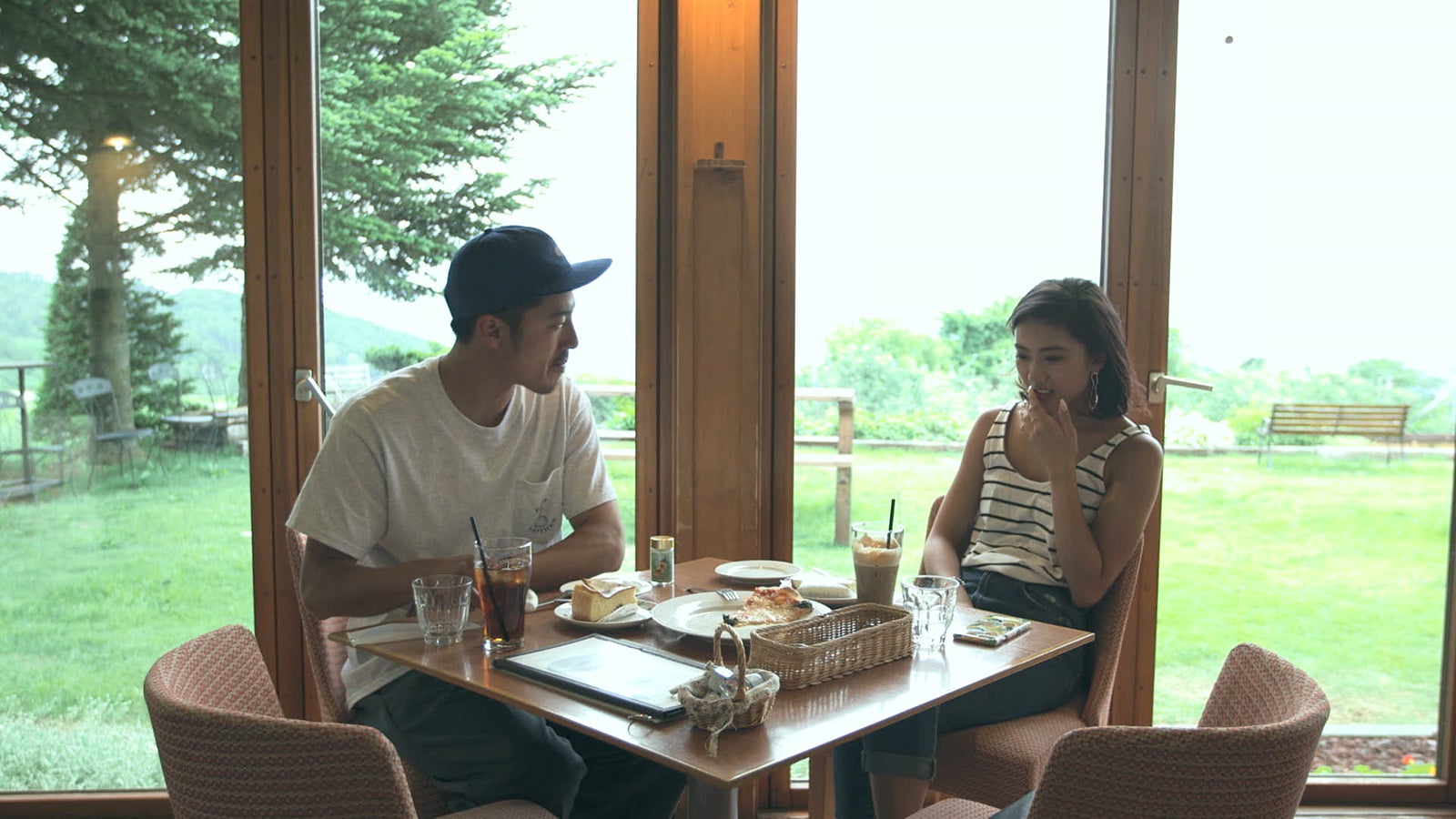 貴之、綾「TERRACE HOUSE OPENING NEW DOORS」32nd WEEK（C）フジテレビ／イースト・エンタテインメント